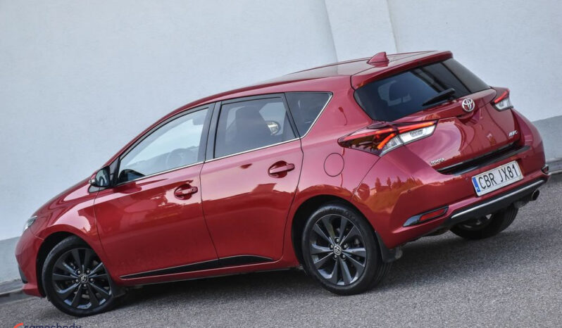 Toyota Auris 1.6 Premium + full