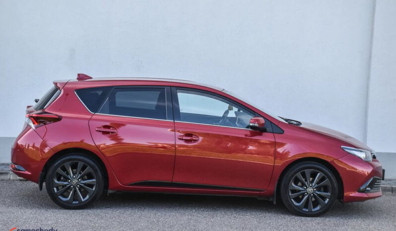 Toyota Auris 1.6 Premium + full