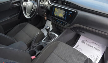 Toyota Auris 1.6 Premium + full