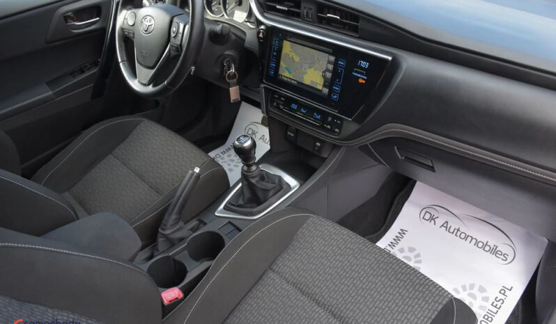 Toyota Auris 1.6 Premium + full