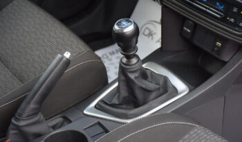 Toyota Auris 1.6 Premium + full