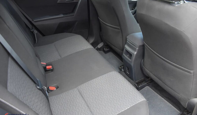 Toyota Auris 1.6 Premium + full
