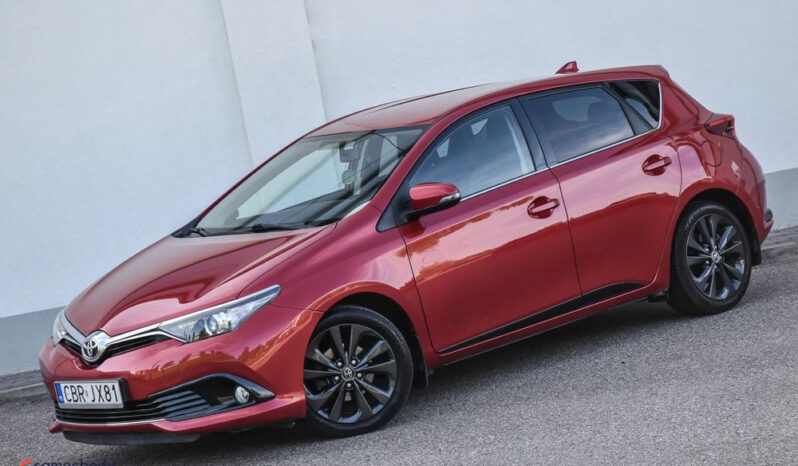 Toyota Auris 1.6 Premium + full
