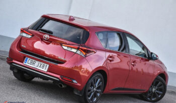 Toyota Auris 1.6 Premium + full