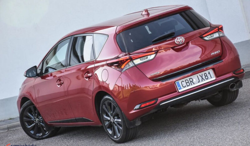 Toyota Auris 1.6 Premium + full