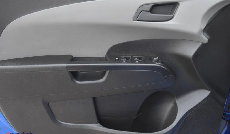 Chevrolet Aveo 1.4 16V LS Design+ full