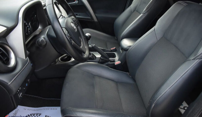 Toyota RAV4 2.0 D-4D Premium 4×2 full