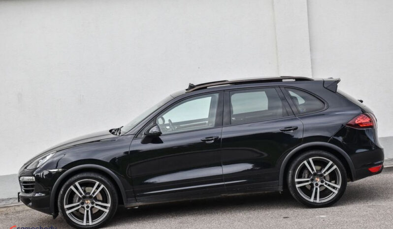 Porsche Cayenne Diesel Platinum Edition full