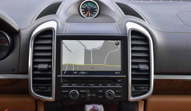 Porsche Cayenne Diesel Platinum Edition full