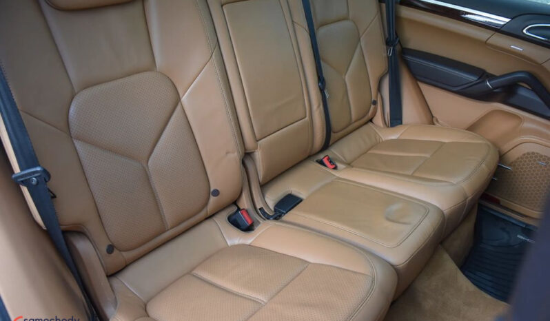 Porsche Cayenne Diesel Platinum Edition full