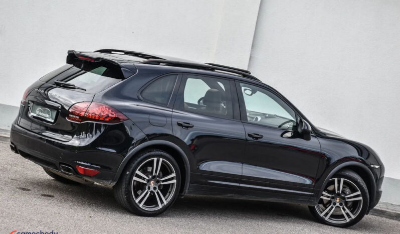 Porsche Cayenne Diesel Platinum Edition full