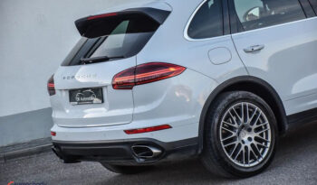 Porsche Cayenne Diesel Platinum Edition full