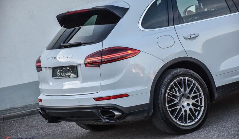 Porsche Cayenne Diesel Platinum Edition full