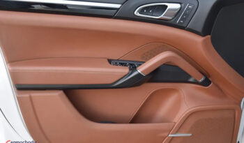 Porsche Cayenne Diesel Platinum Edition full