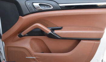 Porsche Cayenne Diesel Platinum Edition full