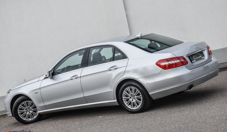 Mercedes-Benz Klasa E 200 BlueEFFICIENCY 7G-TRONIC Elegance full