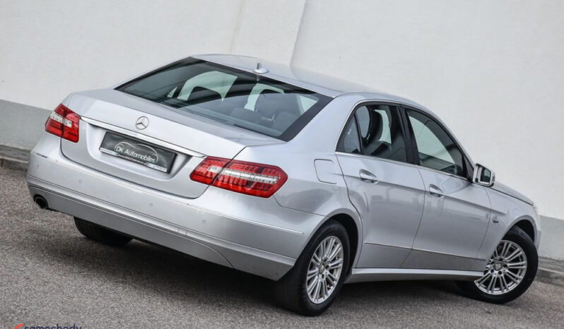 Mercedes-Benz Klasa E 200 BlueEFFICIENCY 7G-TRONIC Elegance full
