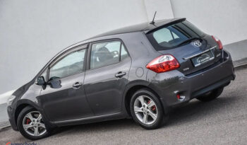 Toyota Auris 2.0 D-4D Prestige full