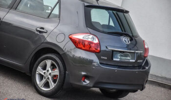 Toyota Auris 2.0 D-4D Prestige full