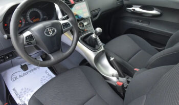 Toyota Auris 2.0 D-4D Prestige full