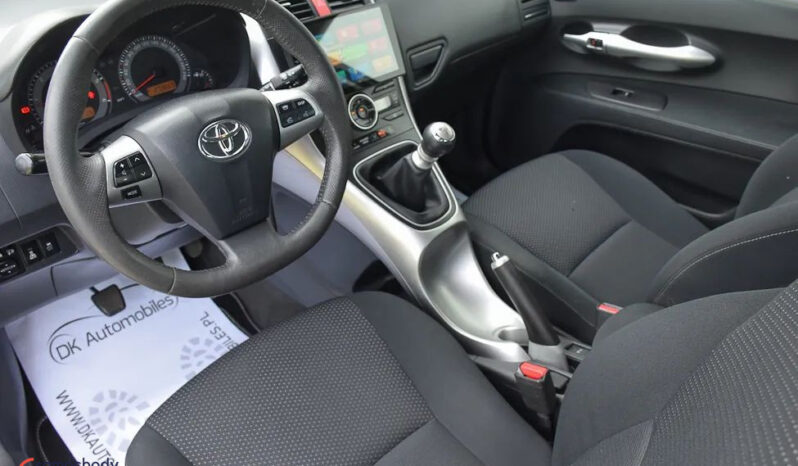 Toyota Auris 2.0 D-4D Prestige full