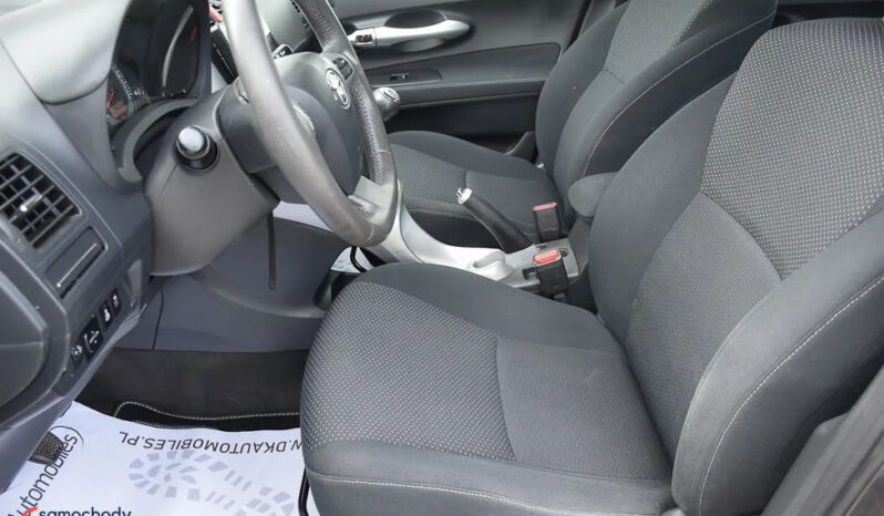 Toyota Auris 2.0 D-4D Prestige full