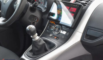 Toyota Auris 2.0 D-4D Prestige full