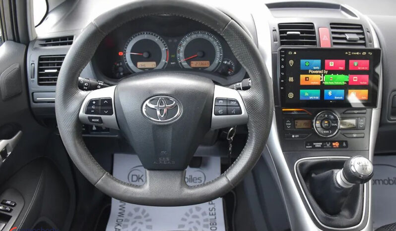 Toyota Auris 2.0 D-4D Prestige full