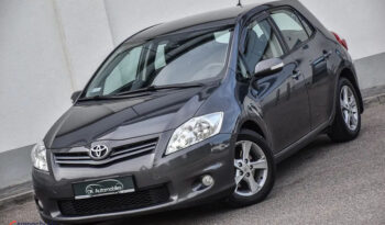 Toyota Auris 2.0 D-4D Prestige full