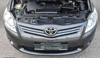 Toyota Auris 2.0 D-4D Prestige full