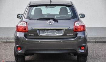 Toyota Auris 2.0 D-4D Prestige full