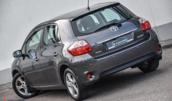 Toyota Auris 2.0 D-4D Prestige full