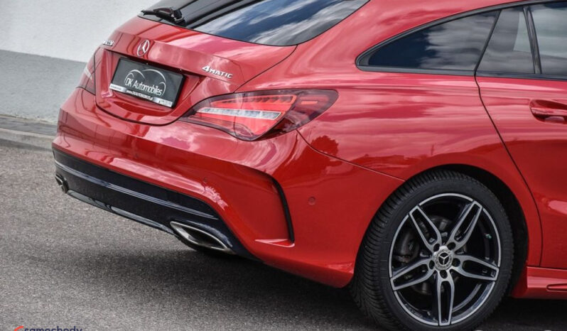 Mercedes-Benz CLA 220 4-Matic AMG Line full