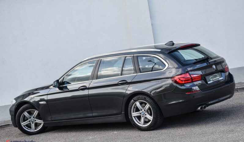 BMW Seria 5 525d Touring Sport-Aut Luxury Line full
