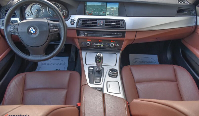 BMW Seria 5 525d Touring Sport-Aut Luxury Line full