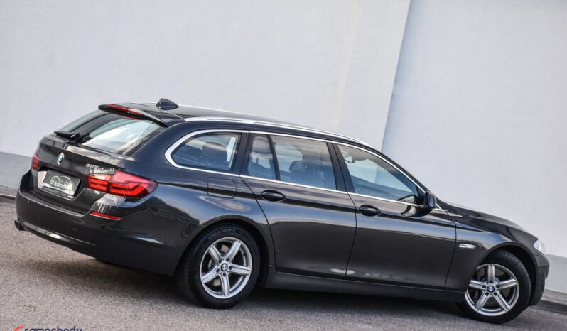 BMW Seria 5 525d Touring Sport-Aut Luxury Line full