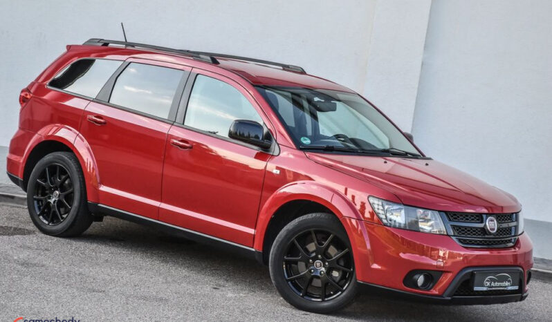 Fiat Freemont 2.0 Multijet 16V DPF Automatik Allrad Black Code full