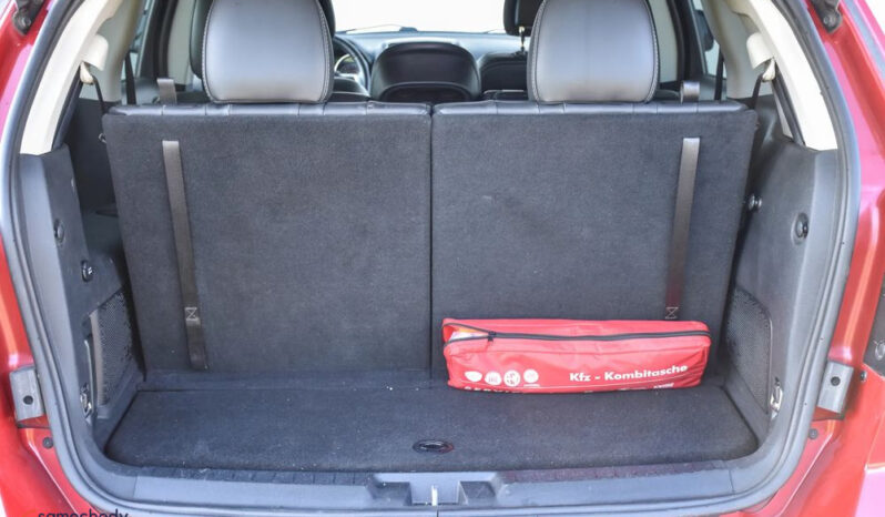 Fiat Freemont 2.0 Multijet 16V DPF Automatik Allrad Black Code full