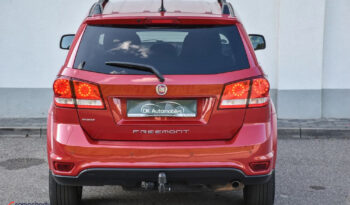 Fiat Freemont 2.0 Multijet 16V DPF Automatik Allrad Black Code full