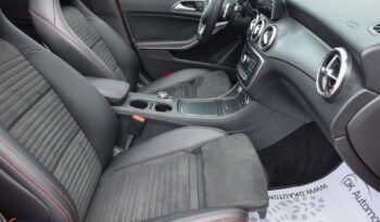 Mercedes-Benz CLA 220 4-Matic AMG Line full