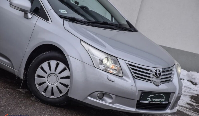 Toyota Avensis 2.0 D-4D Platinium full