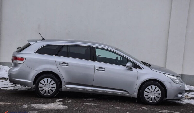 Toyota Avensis 2.0 D-4D Platinium full