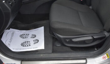 Toyota Avensis 2.0 D-4D Platinium full