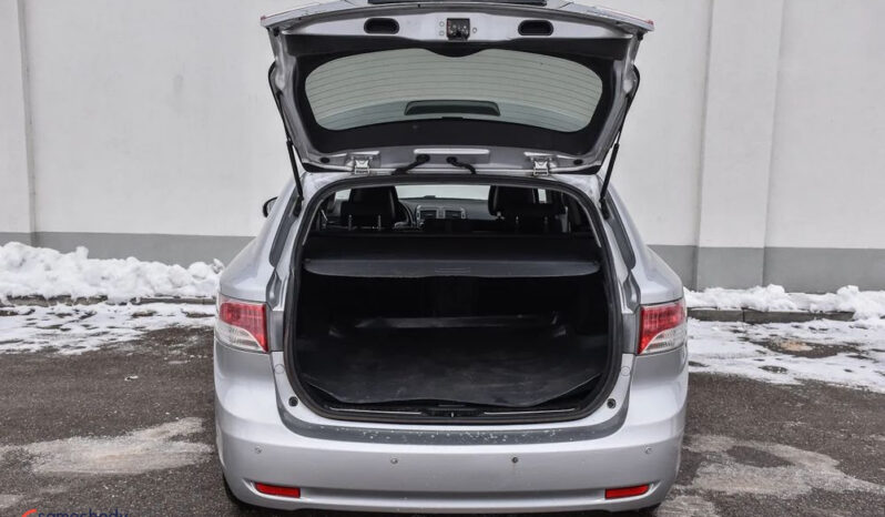 Toyota Avensis 2.0 D-4D Platinium full