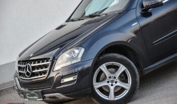 Mercedes-Benz ML 300 CDI 4Matic 7G-TRONIC DPF BlueEFFICIENCY Grand Edition full