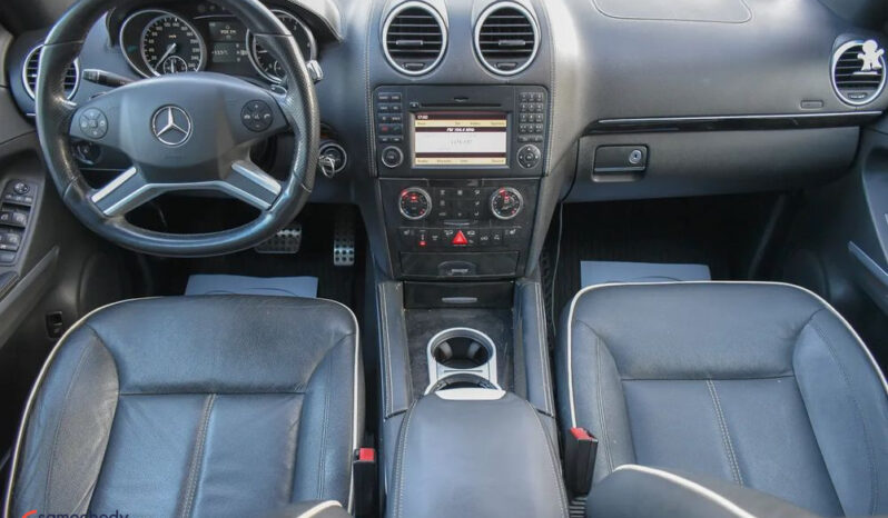 Mercedes-Benz ML 300 CDI 4Matic 7G-TRONIC DPF BlueEFFICIENCY Grand Edition full