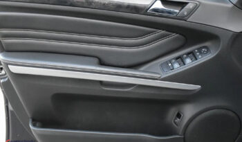 Mercedes-Benz ML 300 CDI 4Matic 7G-TRONIC DPF BlueEFFICIENCY Grand Edition full