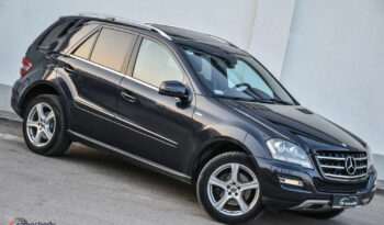 Mercedes-Benz ML 300 CDI 4Matic 7G-TRONIC DPF BlueEFFICIENCY Grand Edition full
