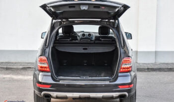 Mercedes-Benz ML 300 CDI 4Matic 7G-TRONIC DPF BlueEFFICIENCY Grand Edition full