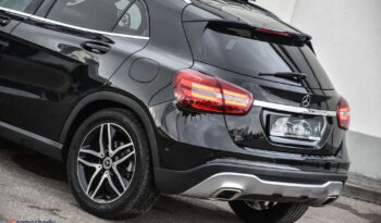 Mercedes-Benz GLA 200 7G-DCT UrbanStyle Edition full